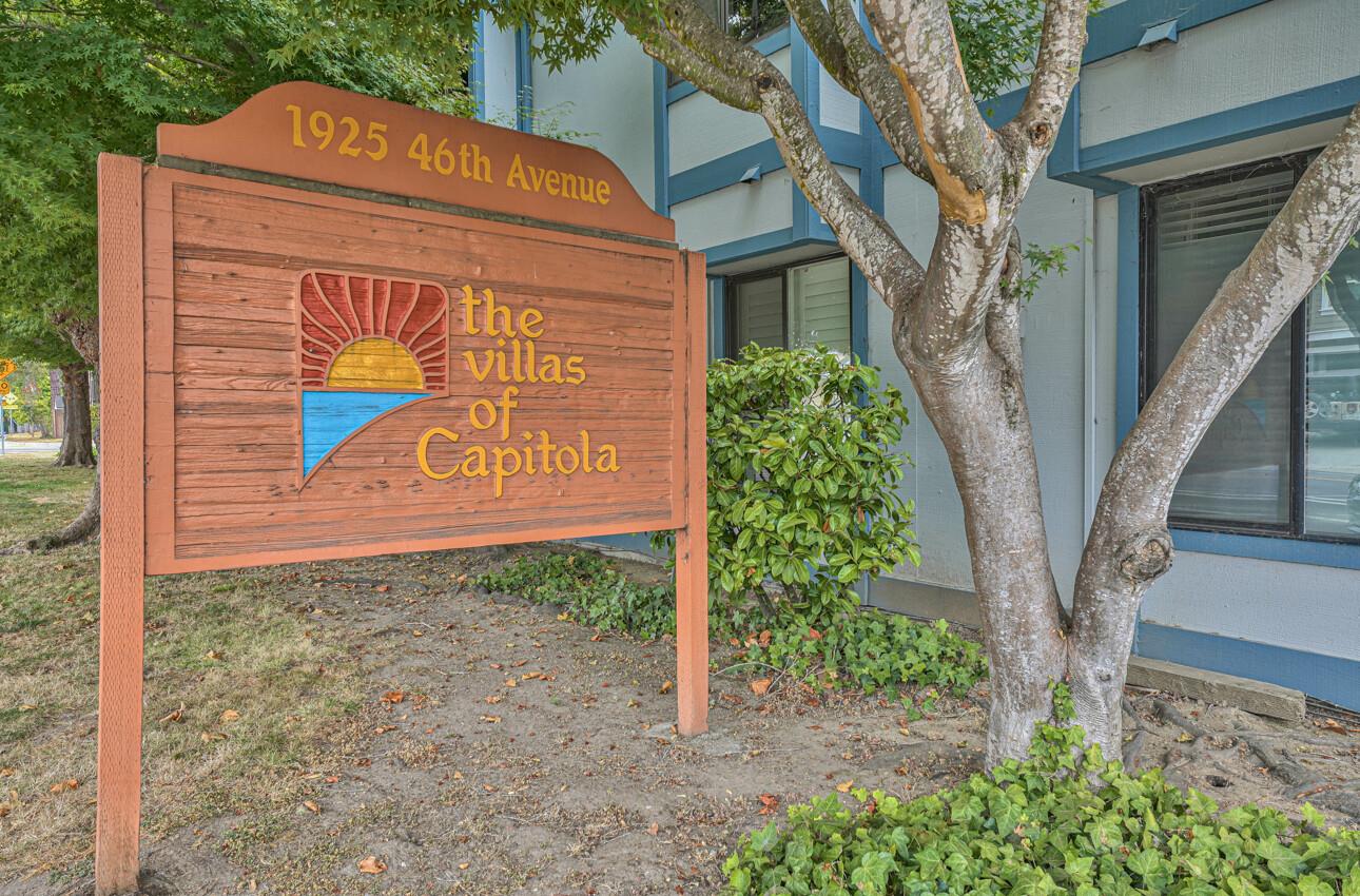 Detail Gallery Image 2 of 39 For 1925 46th Ave #143,  Capitola,  CA 95010 - 2 Beds | 1/1 Baths