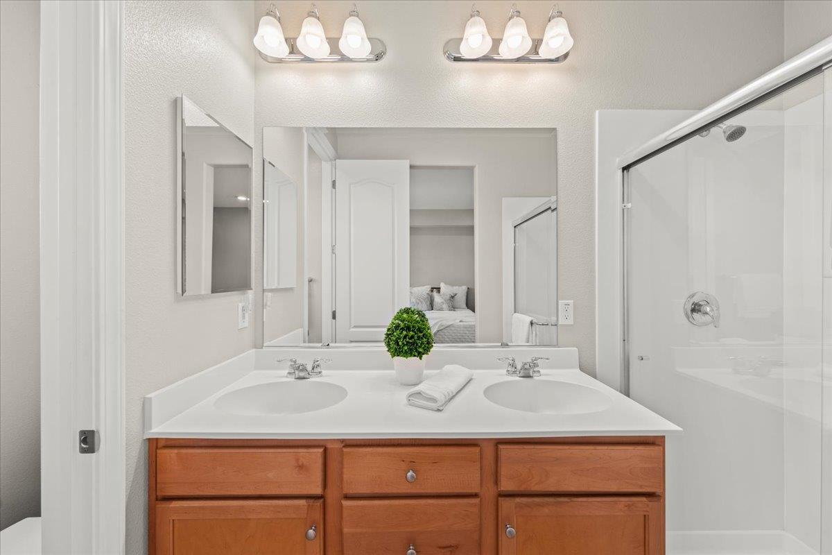 Detail Gallery Image 25 of 36 For 17986 Monterey St, Morgan Hill,  CA 95037 - 3 Beds | 2/1 Baths