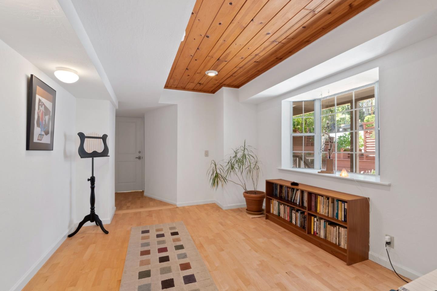 Detail Gallery Image 36 of 65 For 152 Montclair Dr, Santa Cruz,  CA 95060 - 5 Beds | 3 Baths