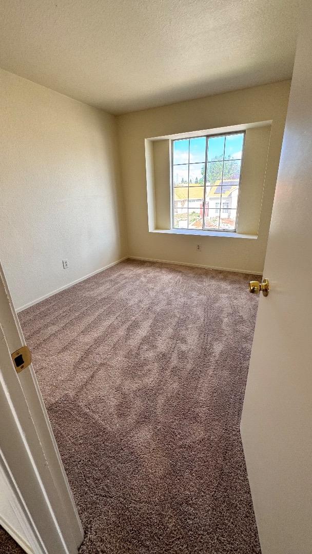 Detail Gallery Image 17 of 17 For 2734 Nemaha Way, Stockton,  CA 95206 - 3 Beds | 2/1 Baths