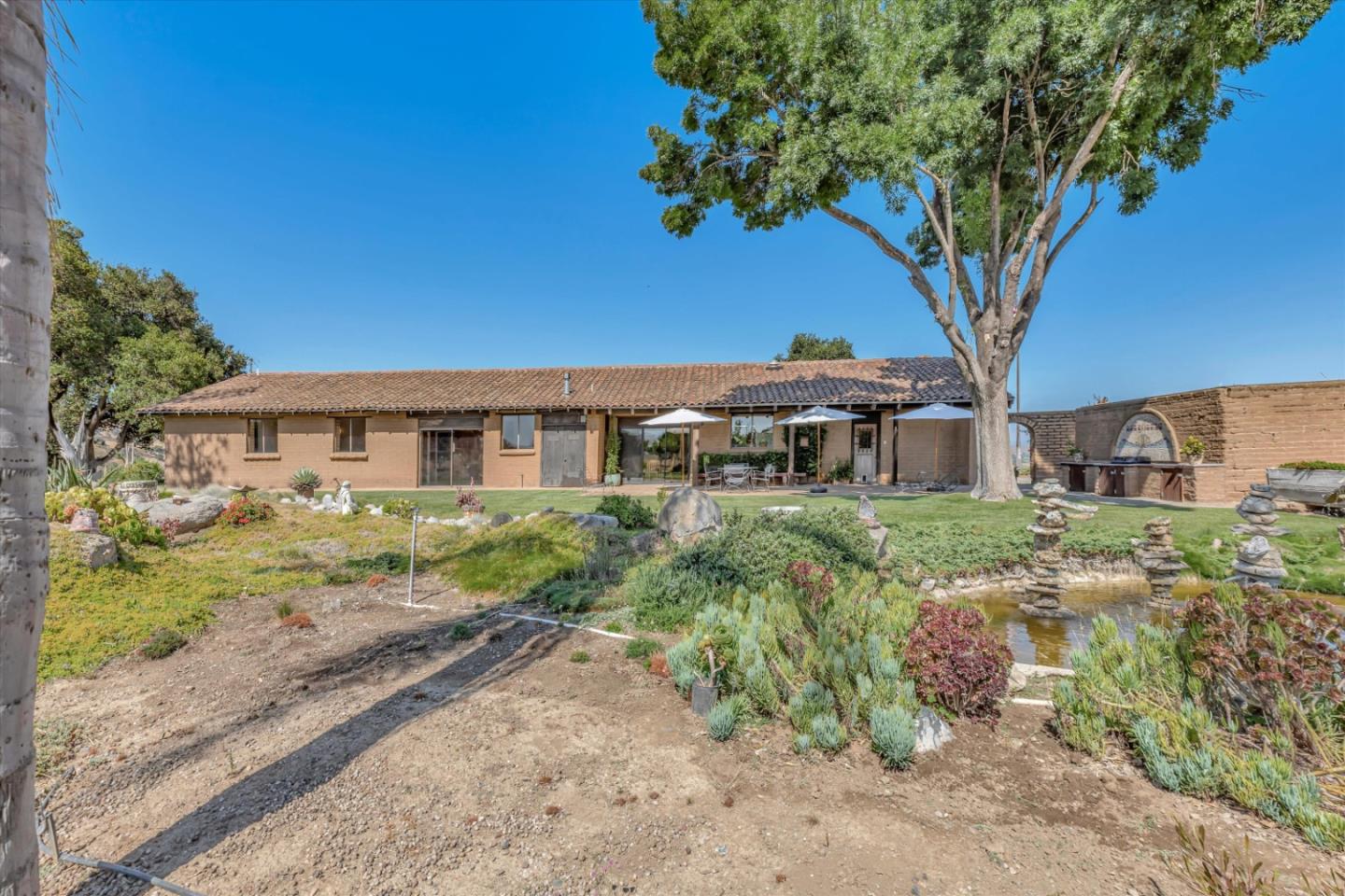 5161 Southside Rd, Hollister, CA 95023 3 Beds 3 Baths (Active