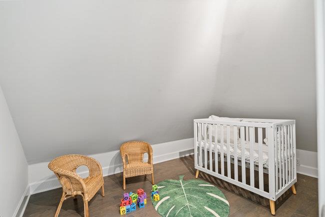 Detail Gallery Image 22 of 49 For 644 Creek Dr, Menlo Park,  CA 94025 - 3 Beds | 3/1 Baths
