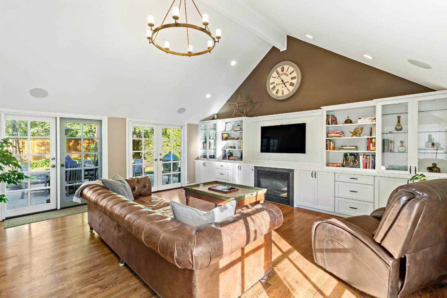 Detail Gallery Image 21 of 60 For 300 Ringwood Ave, Menlo Park,  CA 94025 - 4 Beds | 3 Baths