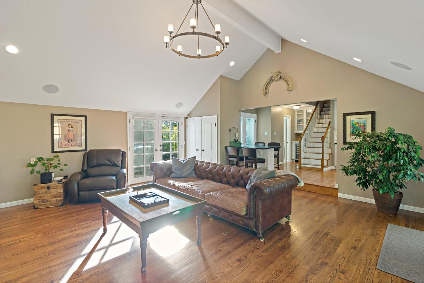 Detail Gallery Image 22 of 60 For 300 Ringwood Ave, Menlo Park,  CA 94025 - 4 Beds | 3 Baths
