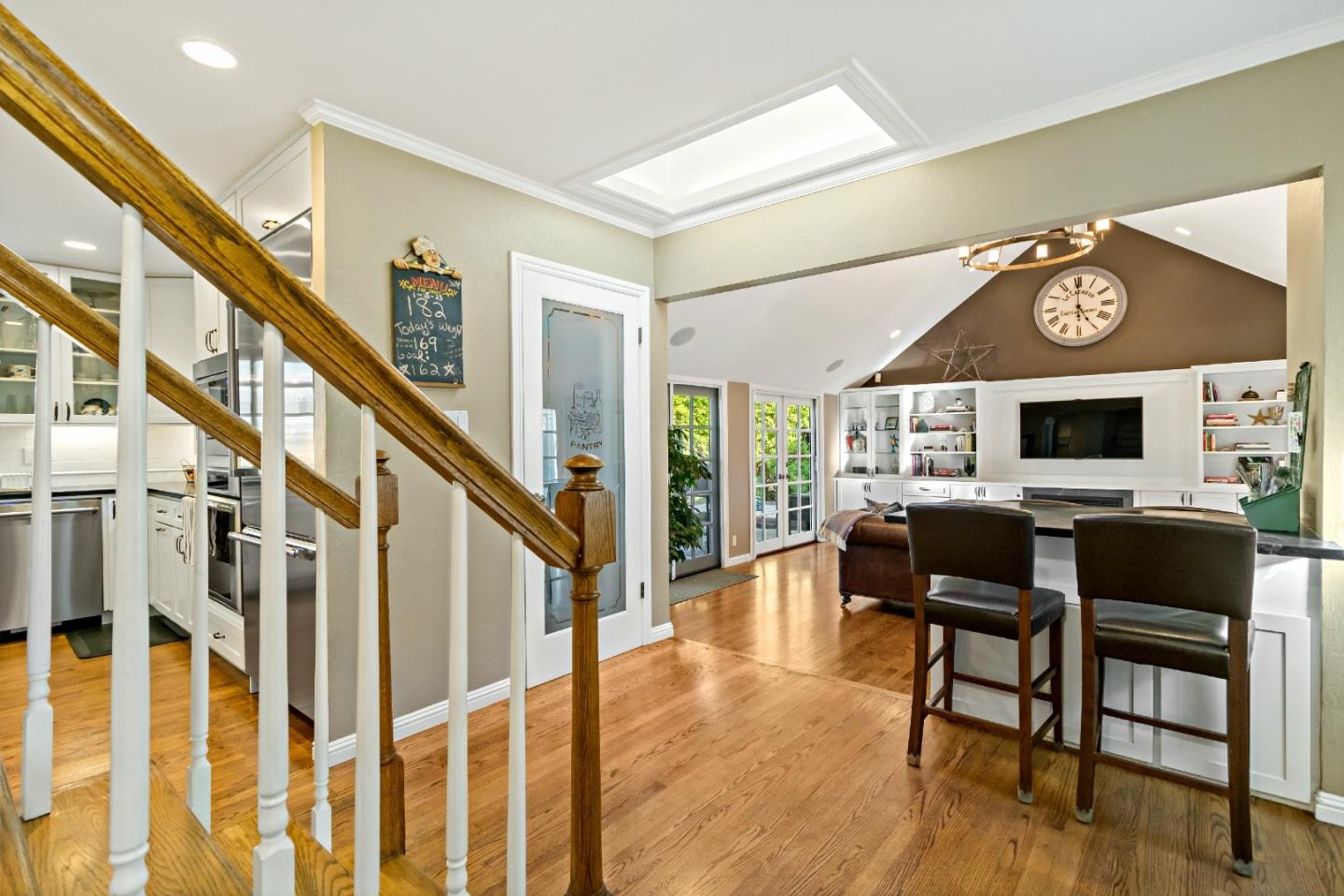 Detail Gallery Image 30 of 60 For 300 Ringwood Ave, Menlo Park,  CA 94025 - 4 Beds | 3 Baths