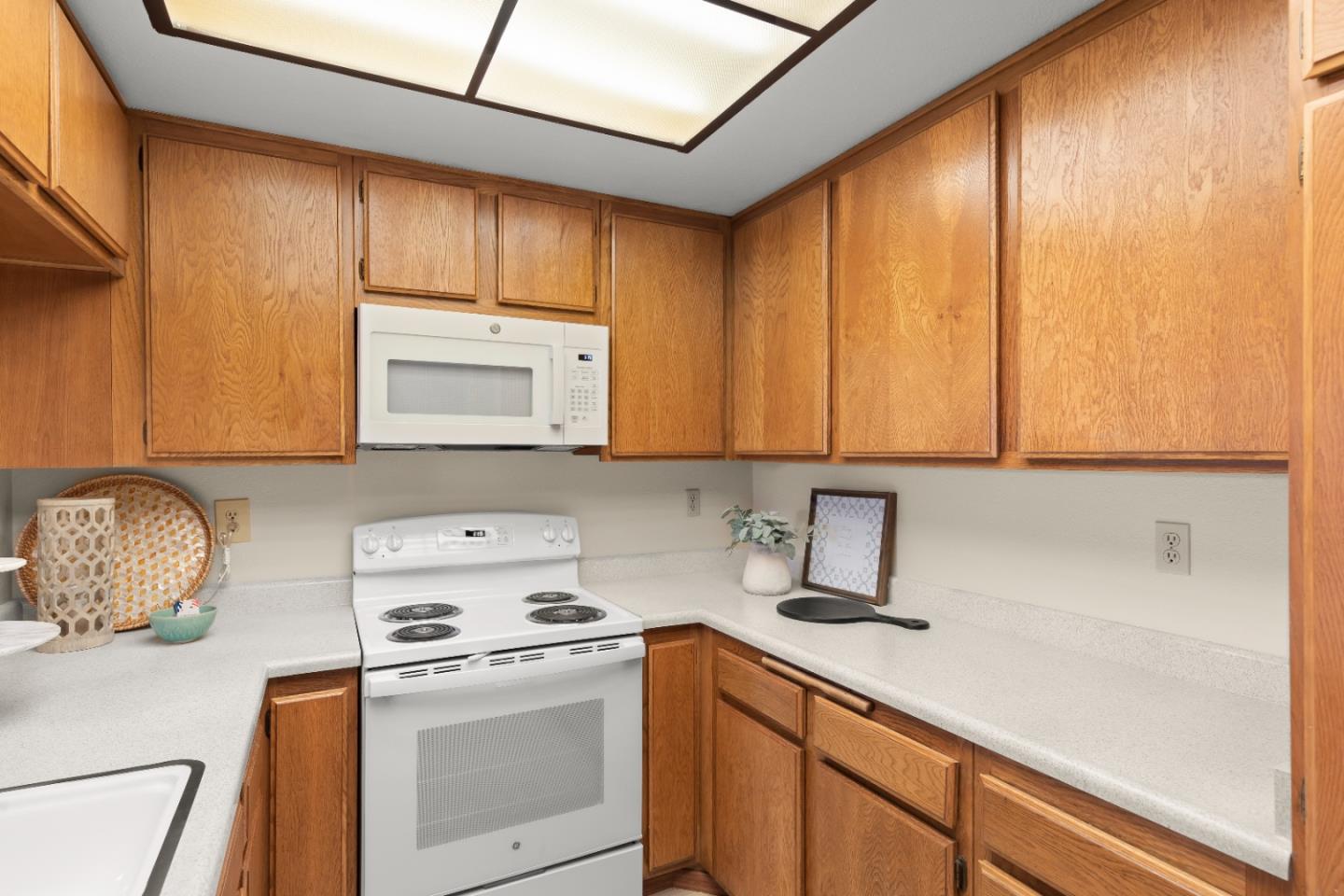 Detail Gallery Image 17 of 56 For 754 Gettysburg Way, Gilroy,  CA 95020 - 2 Beds | 2/1 Baths