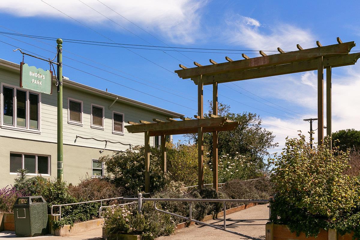 Detail Gallery Image 71 of 87 For 486 Ralston St, San Francisco,  CA 94132 - 4 Beds | 4 Baths