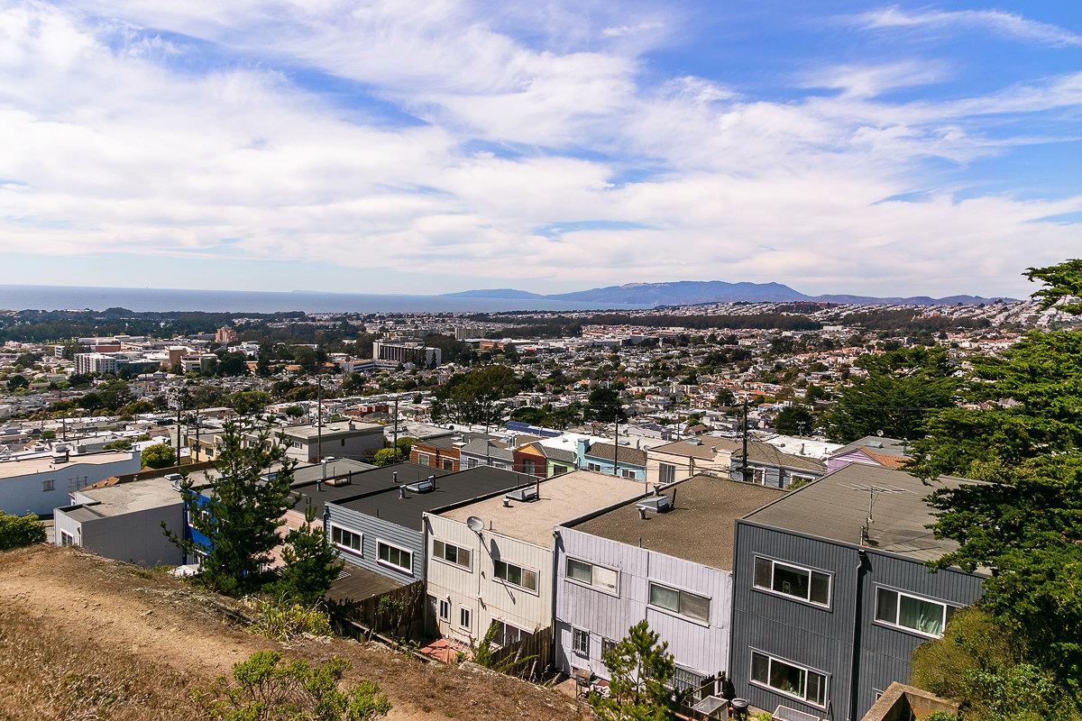 Detail Gallery Image 78 of 87 For 486 Ralston St, San Francisco,  CA 94132 - 4 Beds | 4 Baths