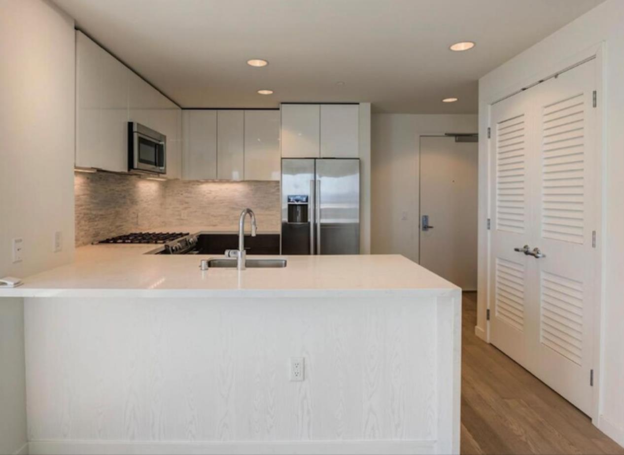 Detail Gallery Image 1 of 19 For 10 Kennedy Pl #201,  San Francisco,  CA 94124 - 1 Beds | 1 Baths