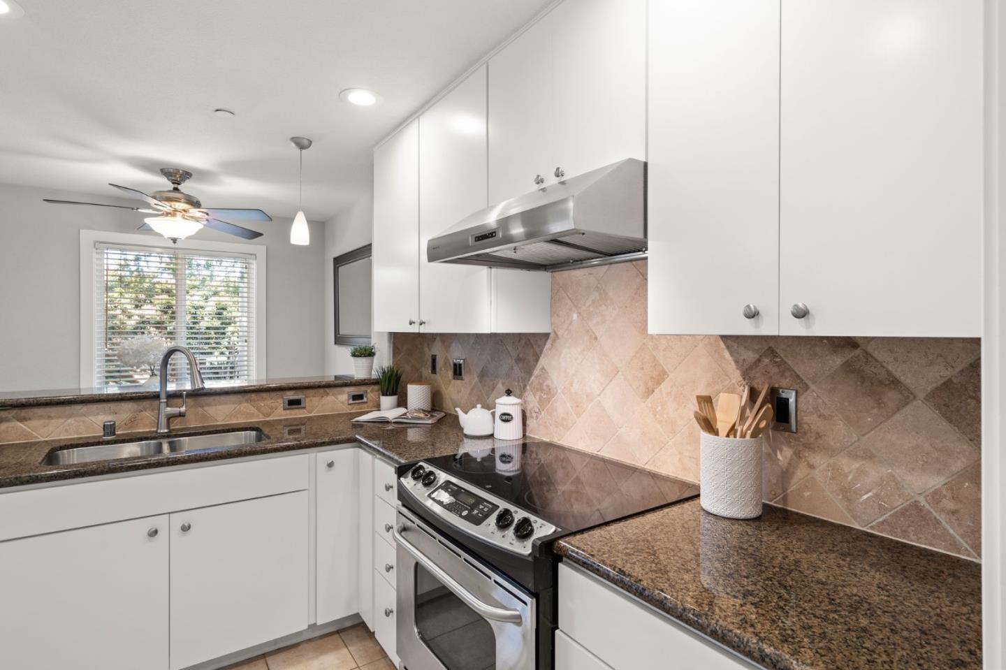 Detail Gallery Image 6 of 18 For 2380 Homestead Rd #1201,  Santa Clara,  CA 95050 - 2 Beds | 1/1 Baths