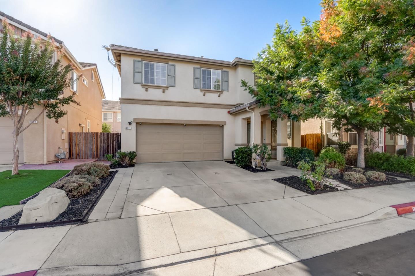 Detail Gallery Image 2 of 29 For 8911 Del Rio Cir, Gilroy,  CA 95020 - 3 Beds | 2/1 Baths
