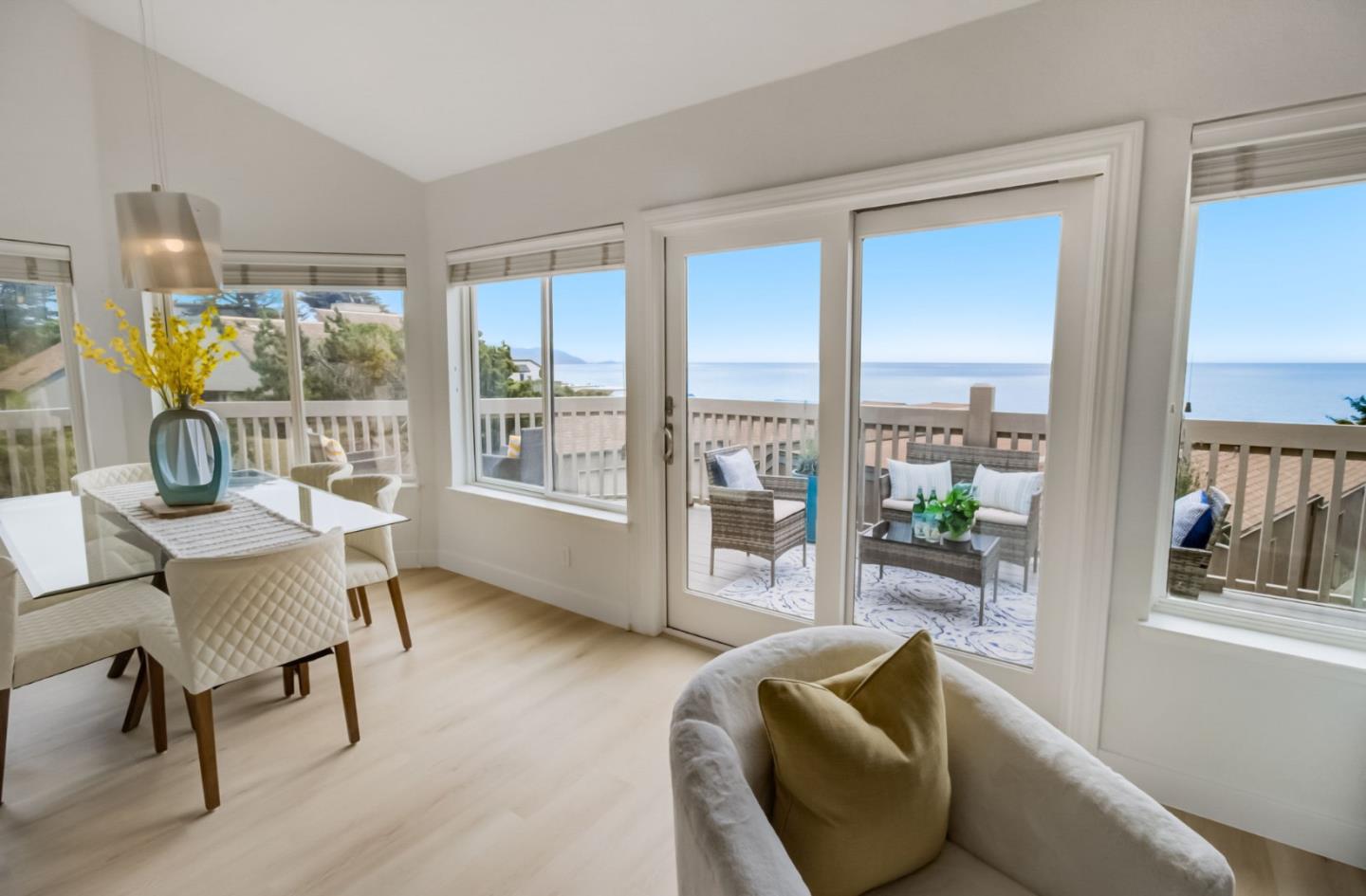 Detail Gallery Image 14 of 66 For 202 Palmetto Ave #9,  Pacifica,  CA 94044 - 1 Beds | 2 Baths