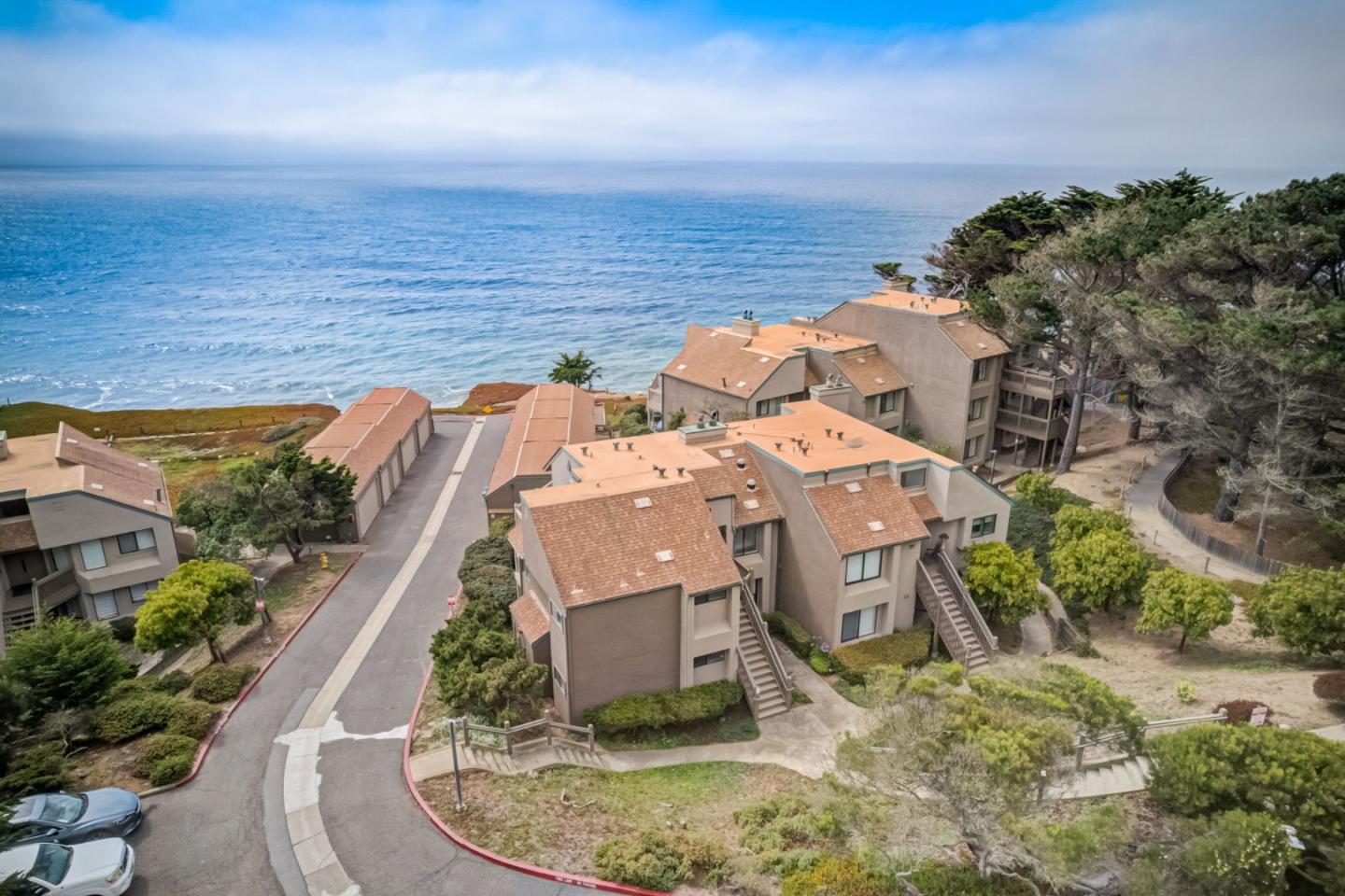 Detail Gallery Image 62 of 66 For 202 Palmetto Ave #9,  Pacifica,  CA 94044 - 1 Beds | 2 Baths