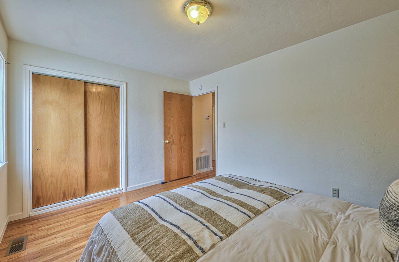 Detail Gallery Image 29 of 33 For 233 Edinburgh, Monterey,  CA 93940 - 4 Beds | 2 Baths