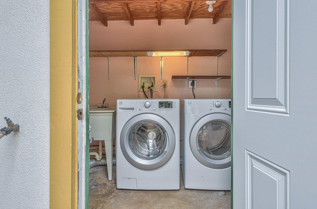 Detail Gallery Image 32 of 33 For 233 Edinburgh, Monterey,  CA 93940 - 4 Beds | 2 Baths