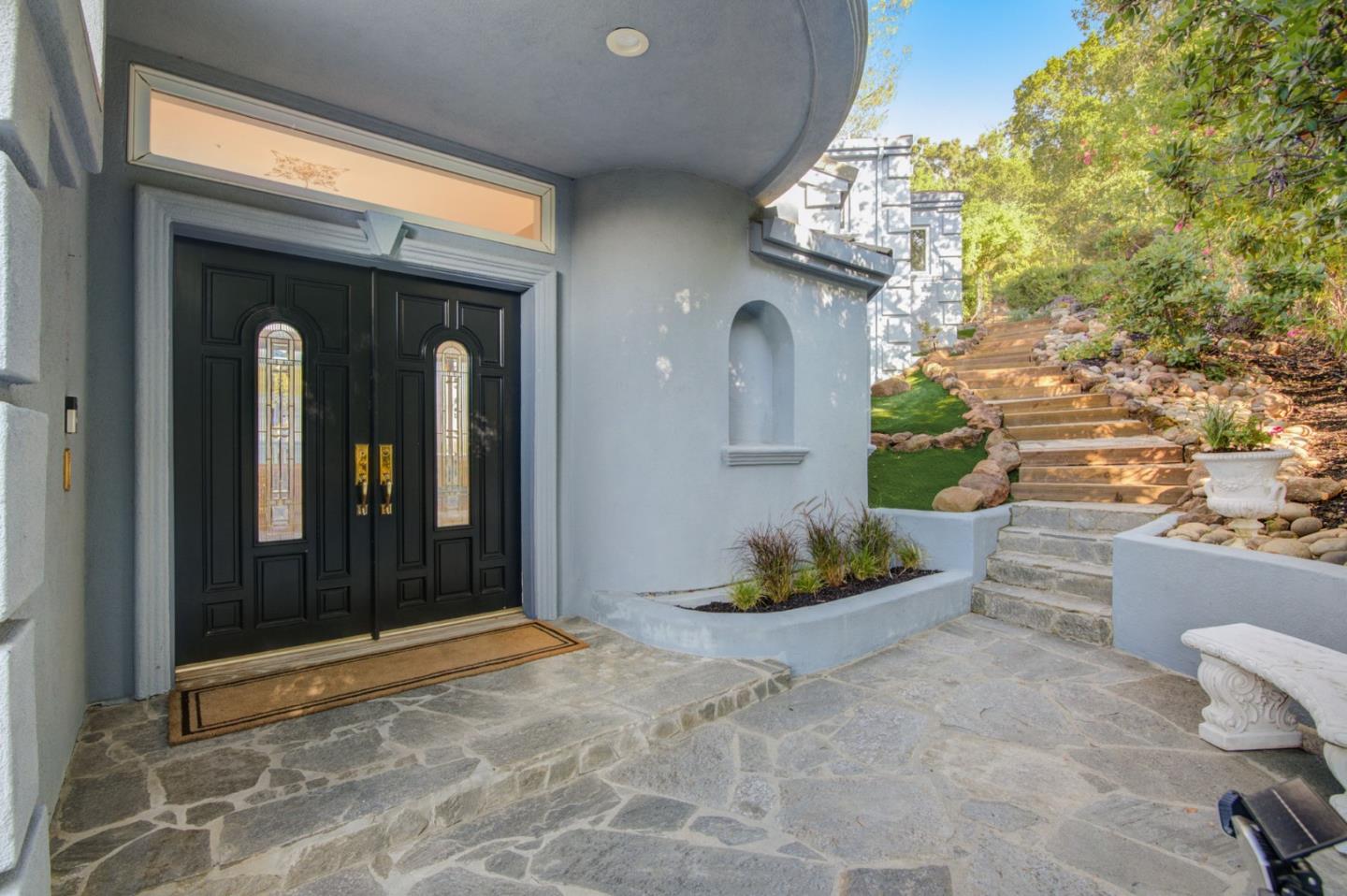 Detail Gallery Image 28 of 44 For 17665 Tourney Rd, Los Gatos,  CA 95030 - 5 Beds | 4/1 Baths