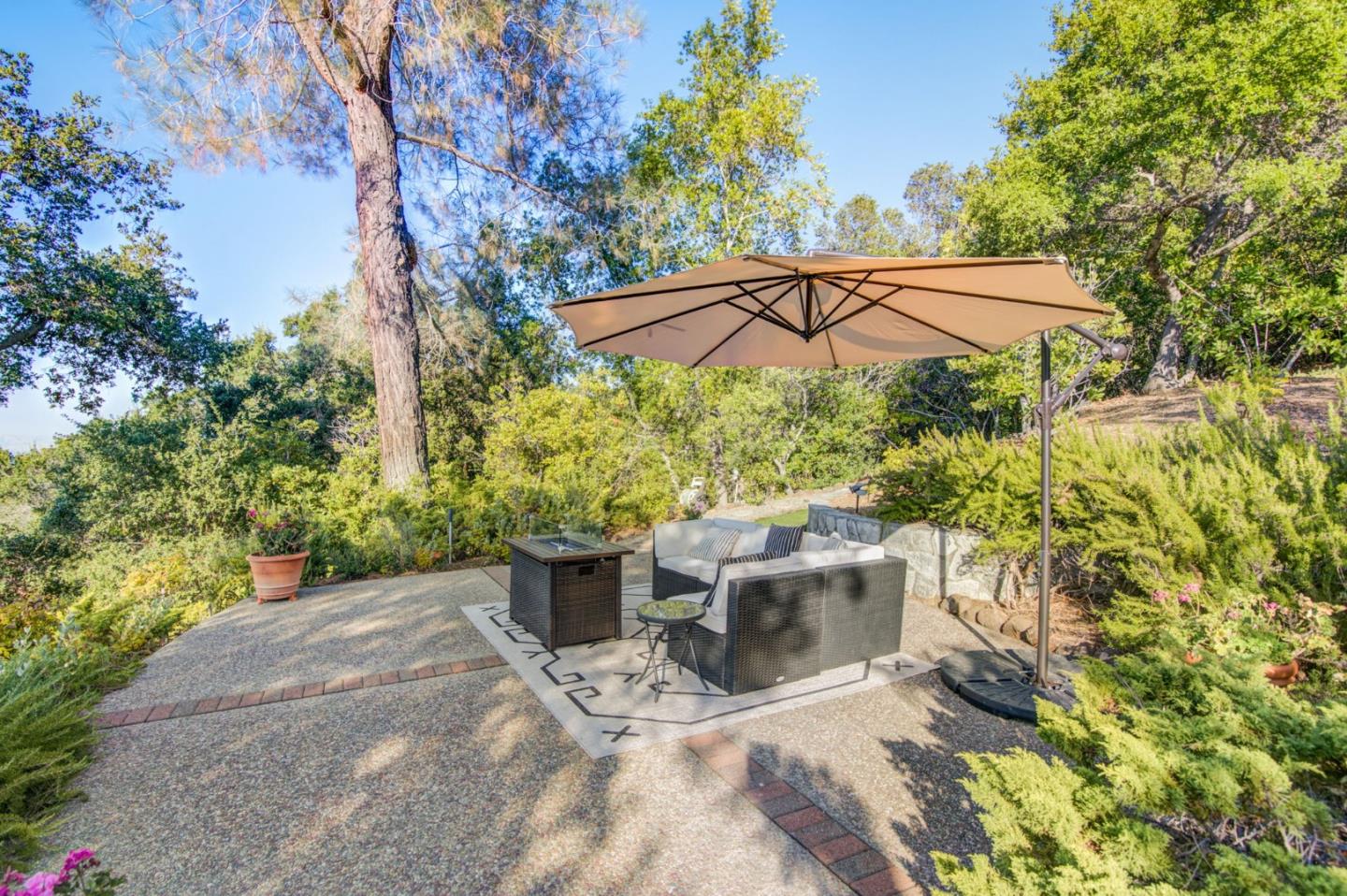 Detail Gallery Image 36 of 44 For 17665 Tourney Rd, Los Gatos,  CA 95030 - 5 Beds | 4/1 Baths