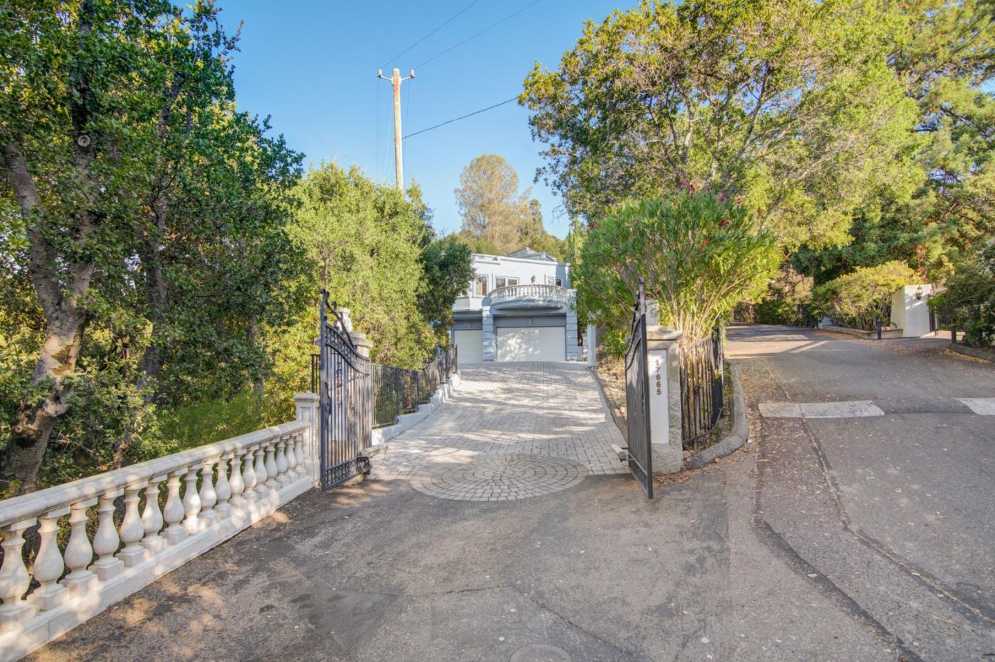 Detail Gallery Image 38 of 44 For 17665 Tourney Rd, Los Gatos,  CA 95030 - 5 Beds | 4/1 Baths