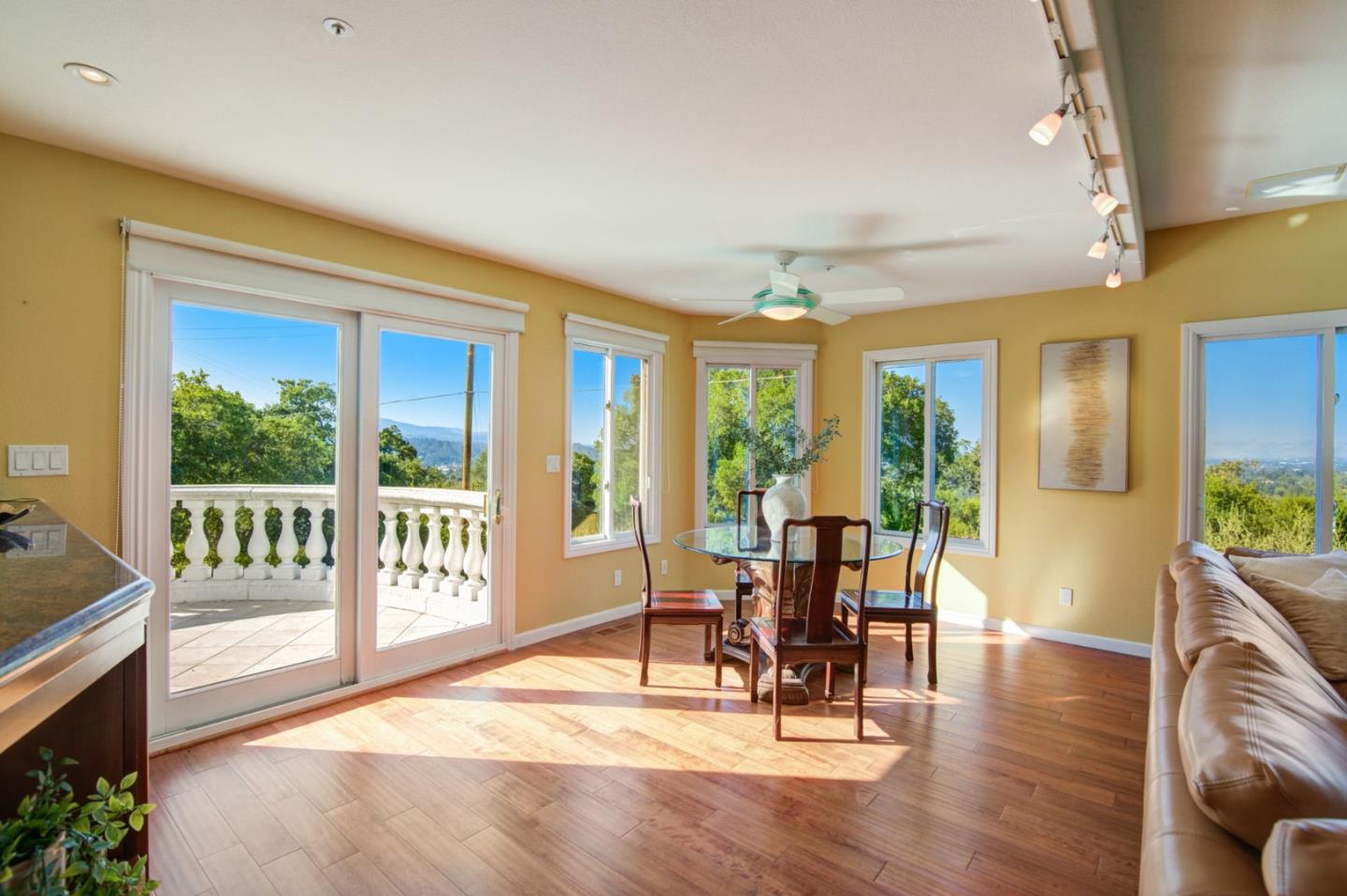 Detail Gallery Image 9 of 44 For 17665 Tourney Rd, Los Gatos,  CA 95030 - 5 Beds | 4/1 Baths
