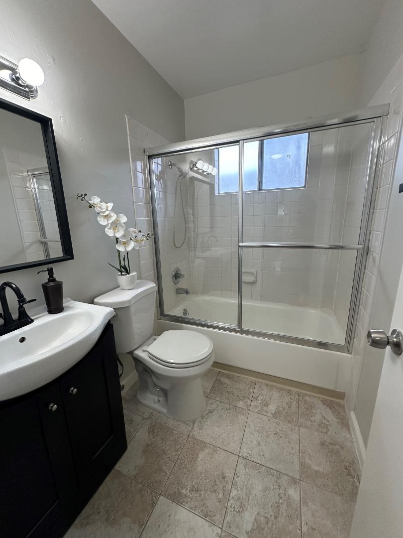 Detail Gallery Image 12 of 13 For 766 Warring Dr #4,  San Jose,  CA 95123 - 2 Beds | 1 Baths