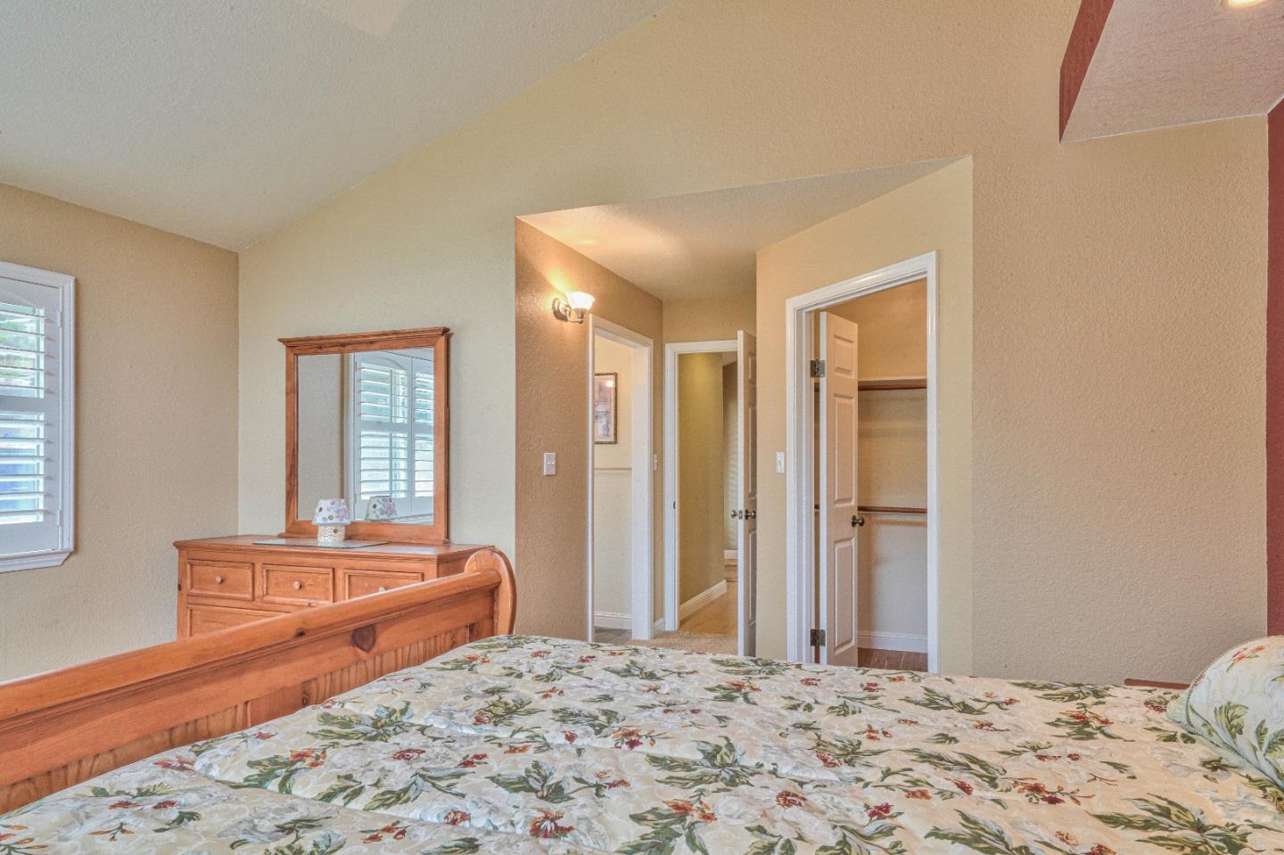Detail Gallery Image 26 of 40 For 15299 Oak Hills Dr, Salinas,  CA 93907 - 3 Beds | 2/1 Baths