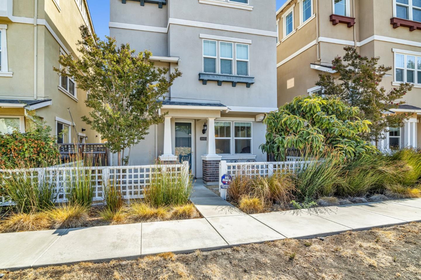Detail Gallery Image 1 of 1 For 3055 Moss Landing Ter, Fremont,  CA 94538 - 4 Beds | 4 Baths