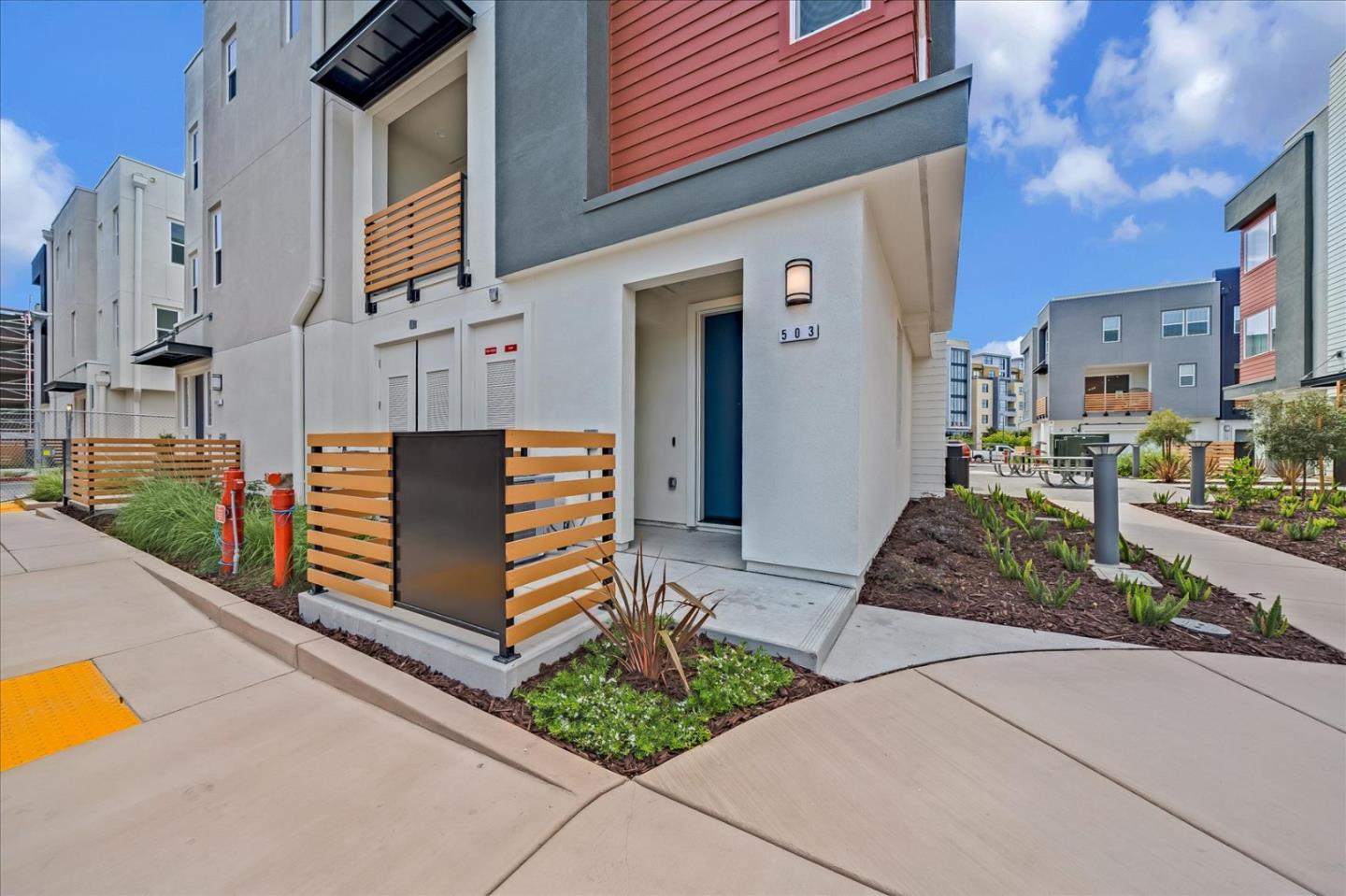 Detail Gallery Image 1 of 1 For 503 Starfish Ln, Foster City,  CA 94404 - 1 Beds | 1/1 Baths