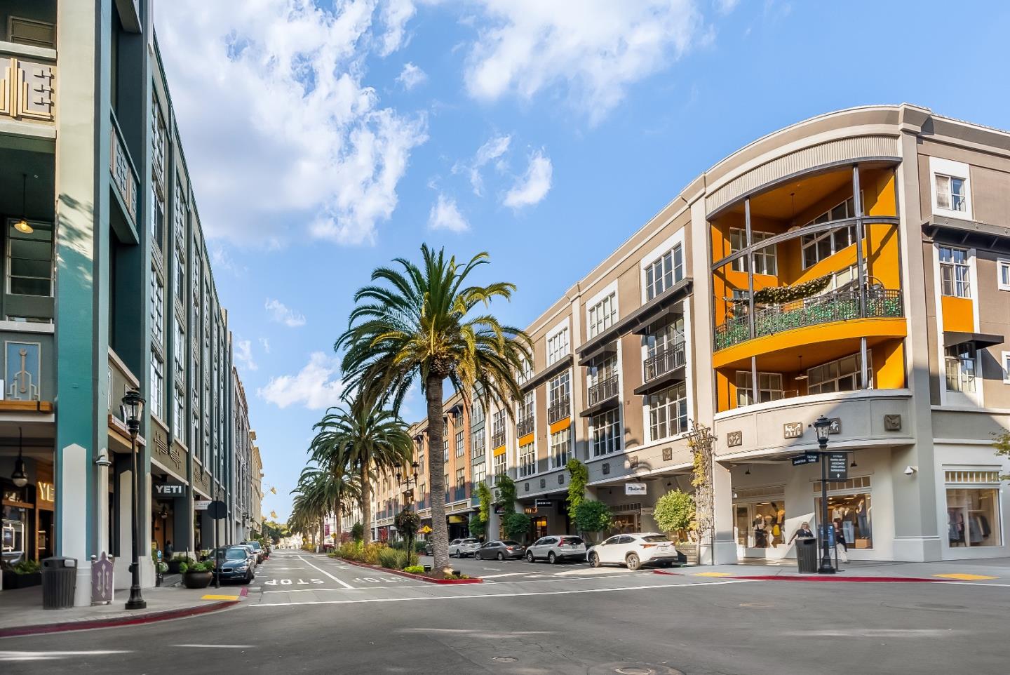 Detail Gallery Image 1 of 1 For 356 Santana Row Row #315,  San Jose,  CA 95128 - 3 Beds | 2/1 Baths