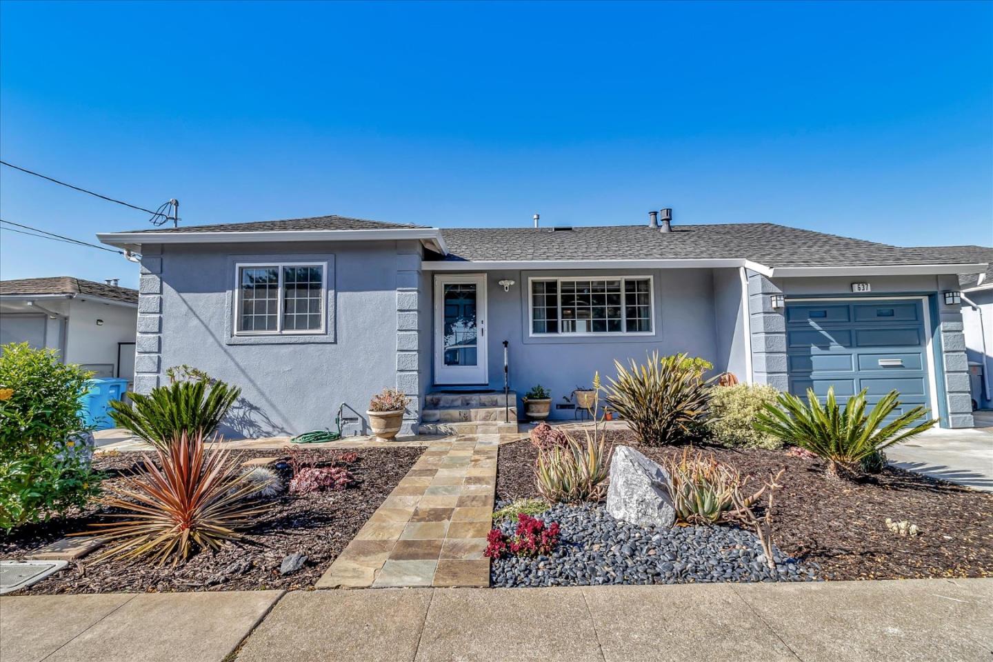 Detail Gallery Image 1 of 1 For 637 6th Ave, San Bruno,  CA 94066 - 2 Beds | 1 Baths