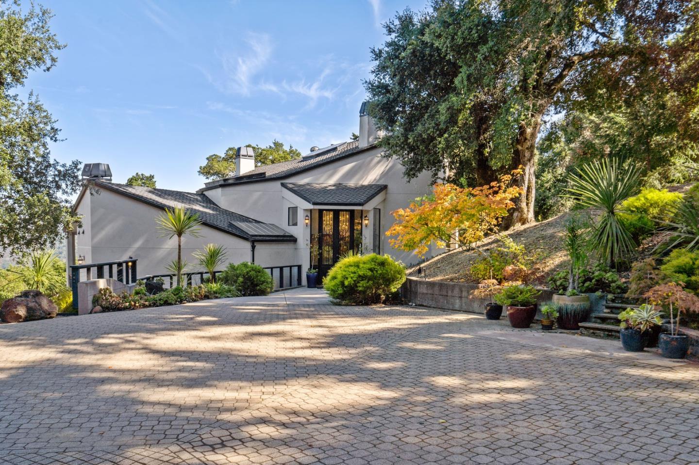 Detail Gallery Image 1 of 1 For 5933 Alpine Rd, Portola Valley,  CA 94028 - 7 Beds | 4 Baths