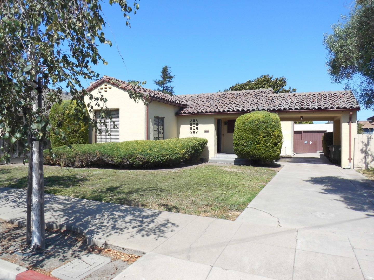 Detail Gallery Image 1 of 1 For 23 Chestnut St, Salinas,  CA 93901 - 3 Beds | 1/1 Baths