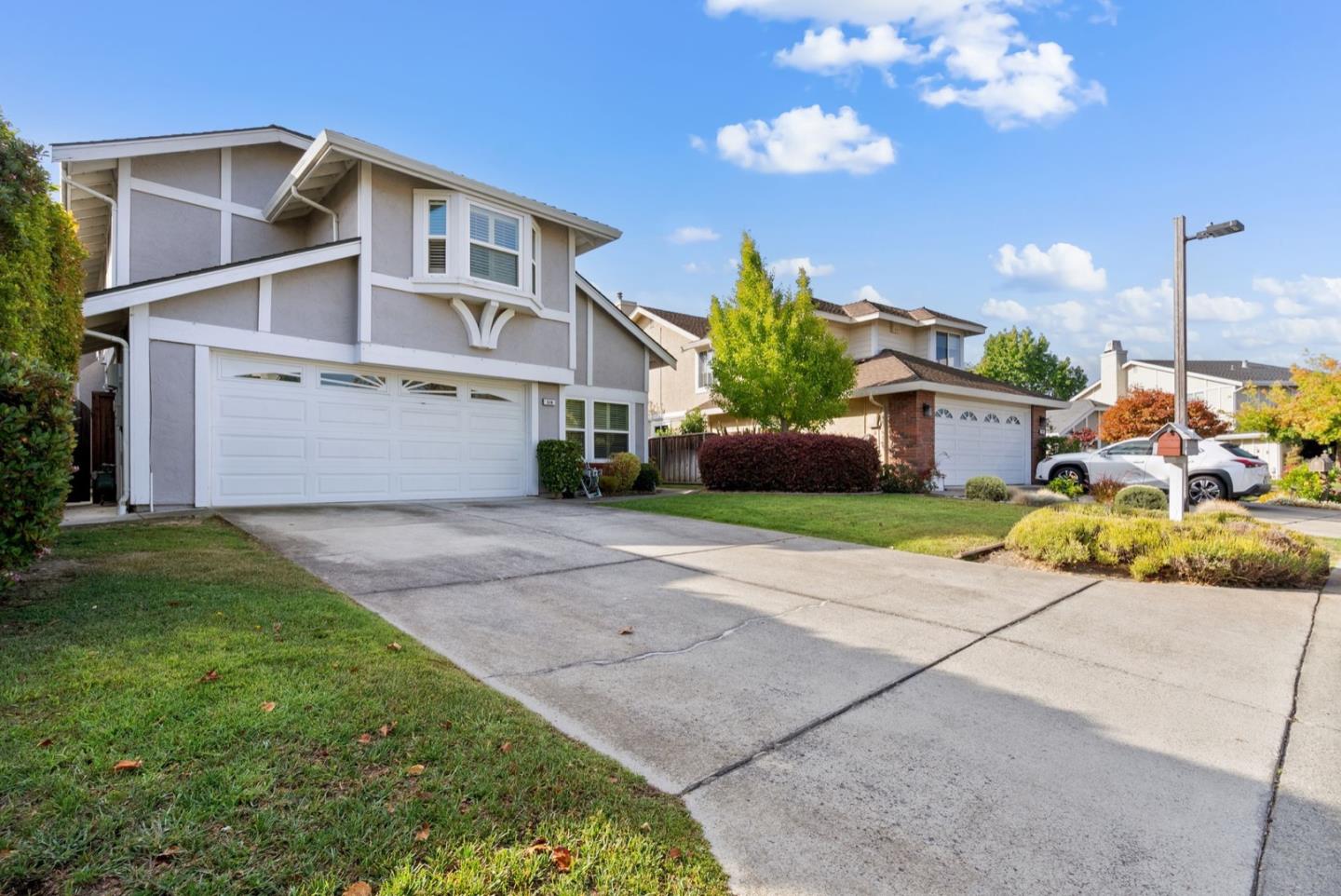 Detail Gallery Image 1 of 1 For 516 Hanbury Ln, Foster City,  CA 94404 - 5 Beds | 2/1 Baths