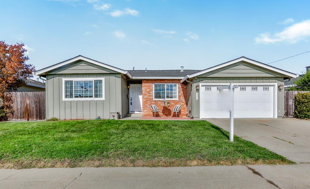 Detail Gallery Image 1 of 1 For 42809 Fontainebleau Park Ln, Fremont,  CA 94538 - 4 Beds | 2 Baths