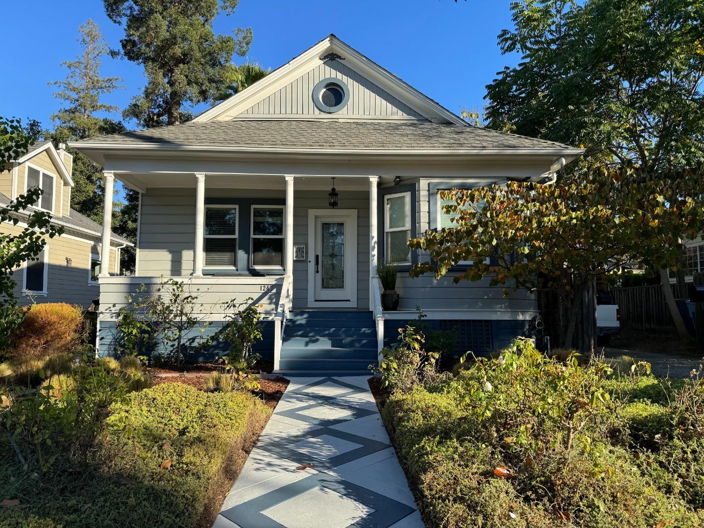 Detail Gallery Image 1 of 1 For 1247 Stanford Ave, Palo Alto,  CA 94306 - 2 Beds | 1/1 Baths