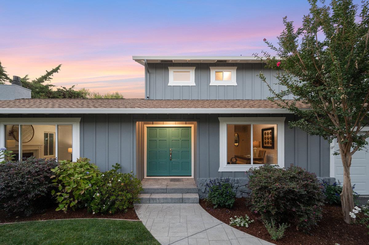 Detail Gallery Image 1 of 1 For 1730 Milton St, Redwood City,  CA 94061 - 4 Beds | 2/1 Baths
