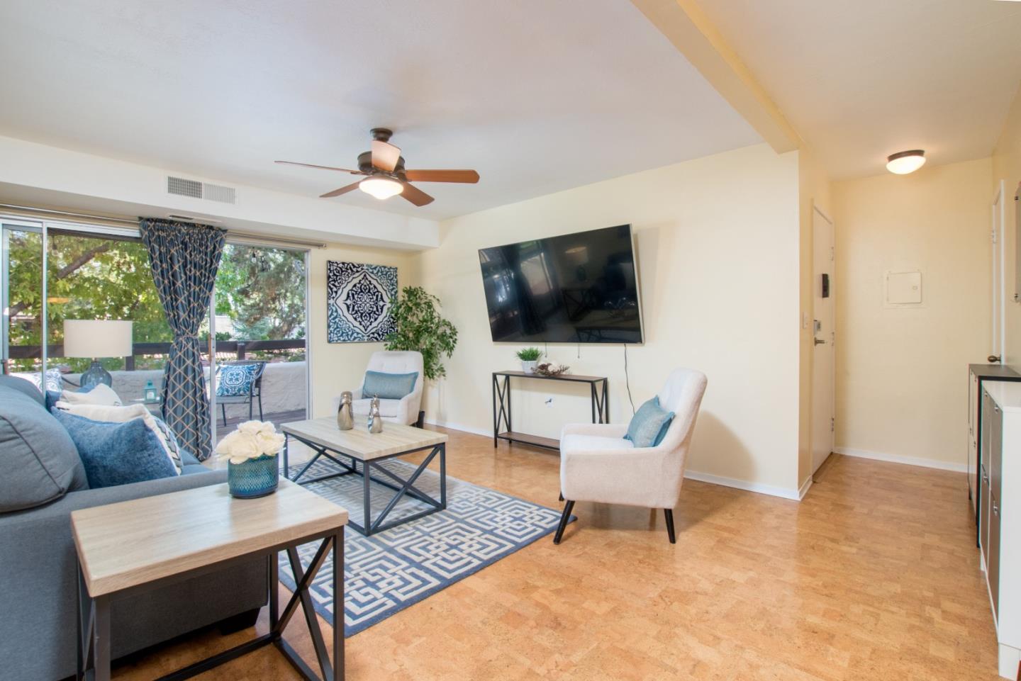 Detail Gallery Image 1 of 1 For 292 Tradewinds Dr #16,  San Jose,  CA 95123 - 1 Beds | 1 Baths