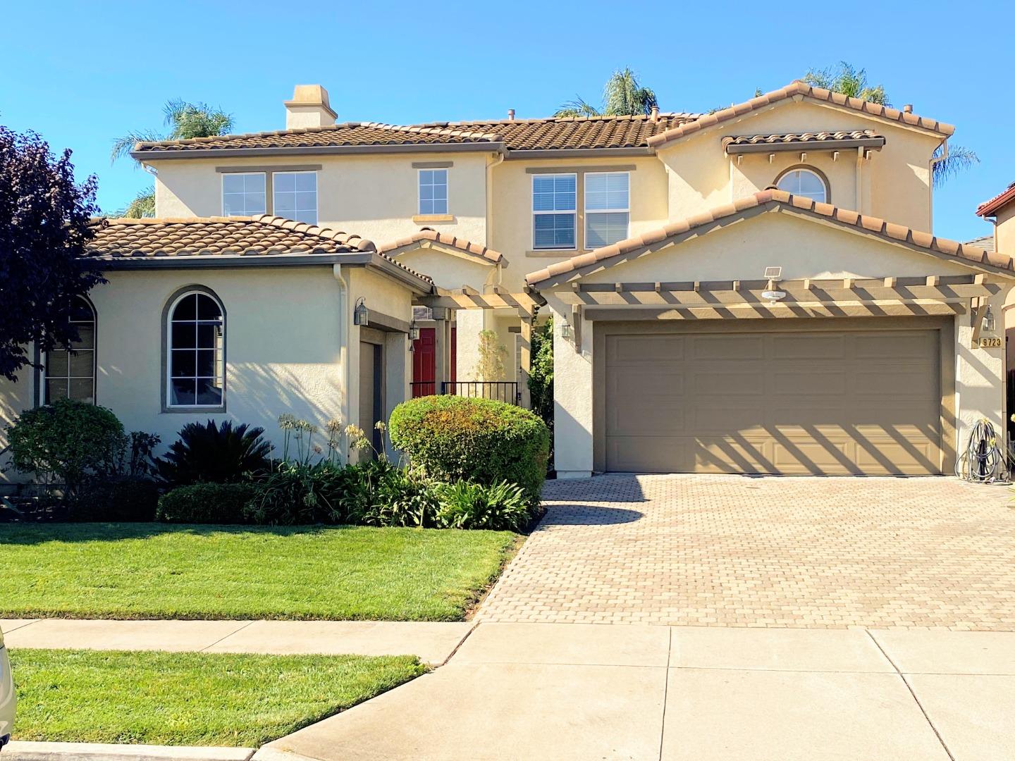 Detail Gallery Image 1 of 1 For 9723 Sedona Way, Gilroy,  CA 95020 - 4 Beds | 2/1 Baths