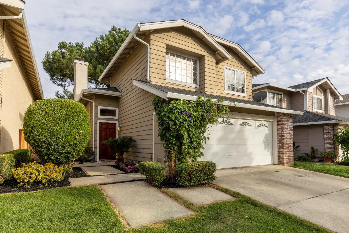 Detail Gallery Image 1 of 1 For 5242 Country Forge Ln, San Jose,  CA 95136 - 3 Beds | 2/1 Baths