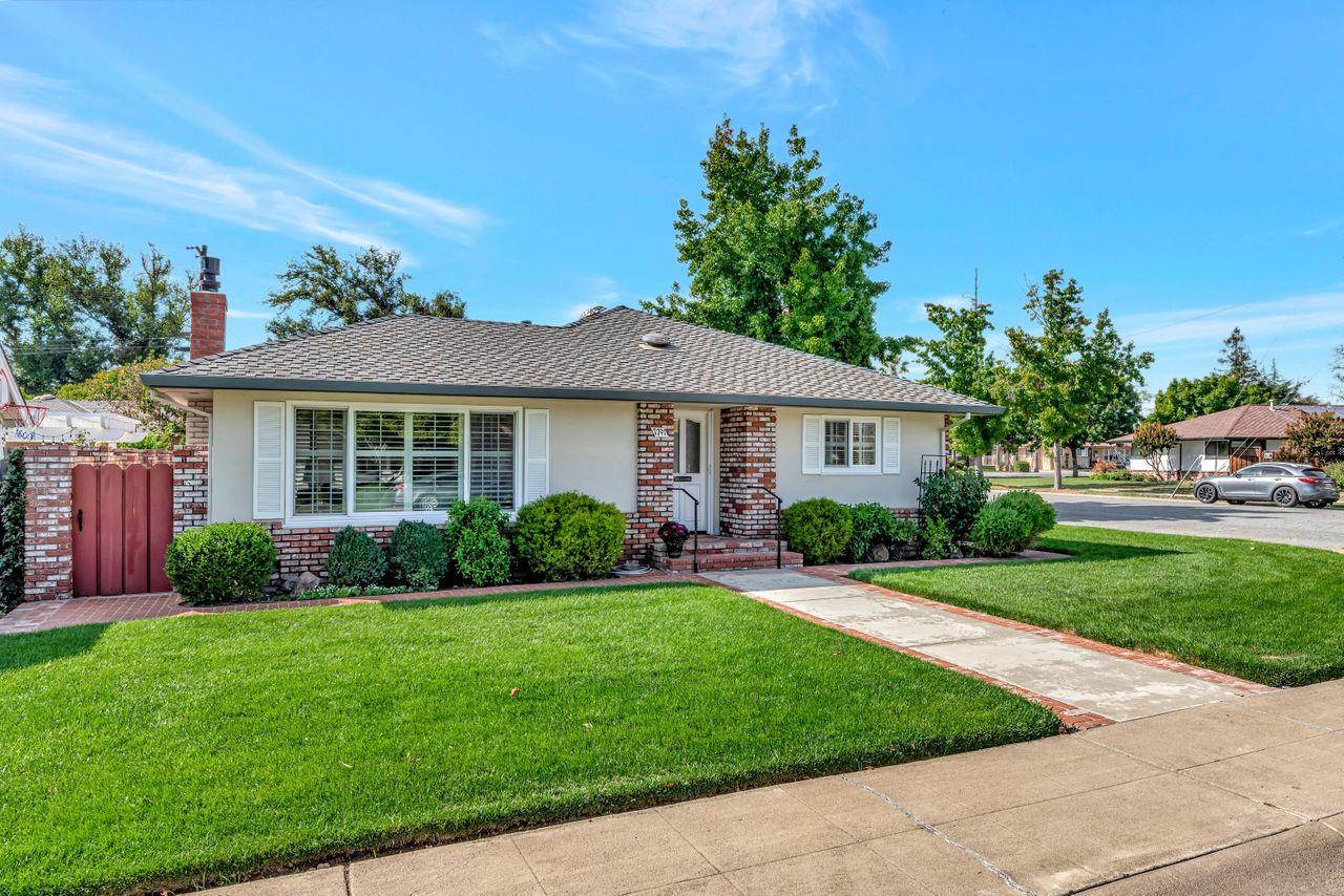 Detail Gallery Image 1 of 1 For 7791 Rea St, Gilroy,  CA 95020 - 3 Beds | 2 Baths