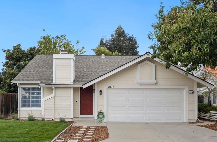 Detail Gallery Image 1 of 1 For 2314 Emerald Hills Cir, San Jose,  CA 95131 - 3 Beds | 2 Baths