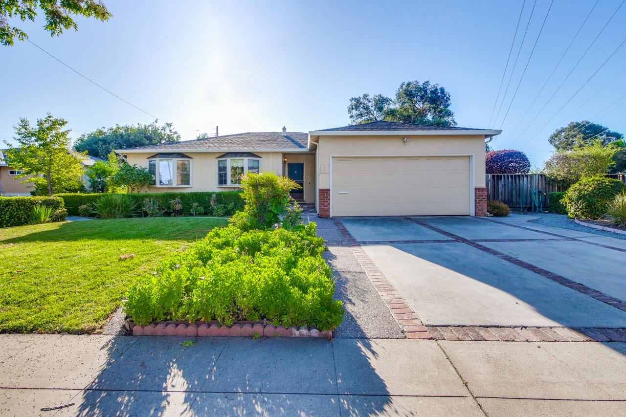 Detail Gallery Image 1 of 1 For 936 Mockingbird Ln, Sunnyvale,  CA 94087 - 3 Beds | 2/1 Baths