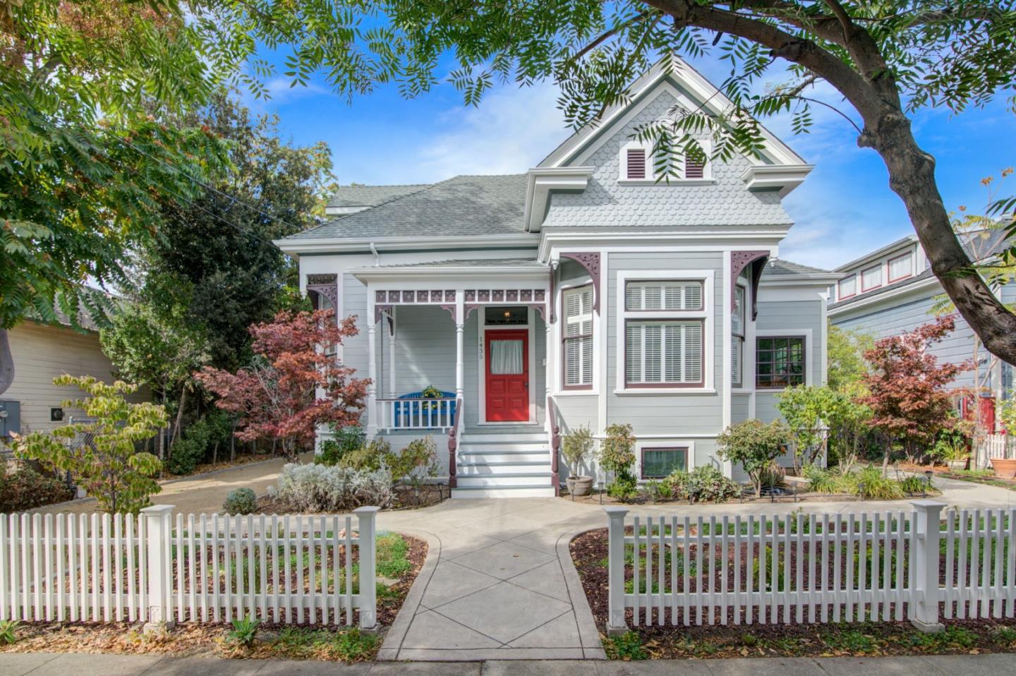 Detail Gallery Image 1 of 1 For 1435 Lexington St, Santa Clara,  CA 95050 - 7 Beds | 4/1 Baths