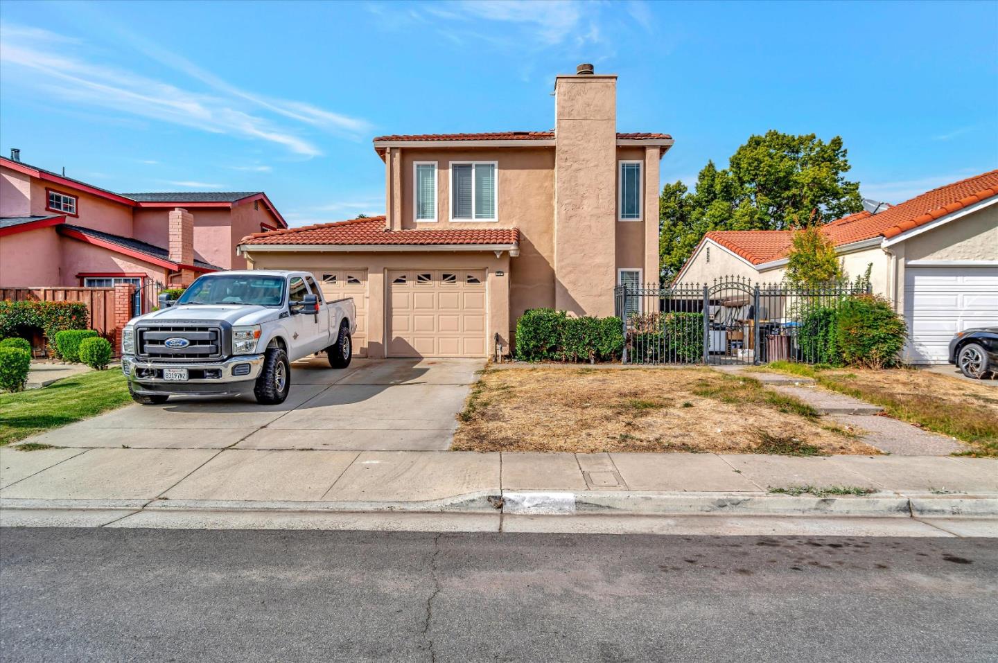 Detail Gallery Image 1 of 1 For 1900 Edgestone Cir, San Jose,  CA 95122 - 4 Beds | 3 Baths