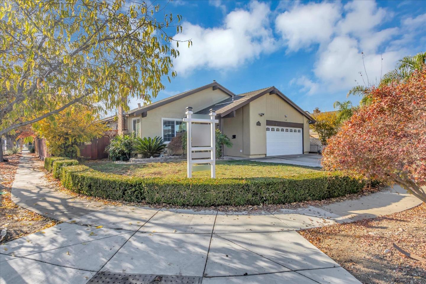 Detail Gallery Image 1 of 1 For 252 Sposito Cir, San Jose,  CA 95136 - 4 Beds | 2 Baths