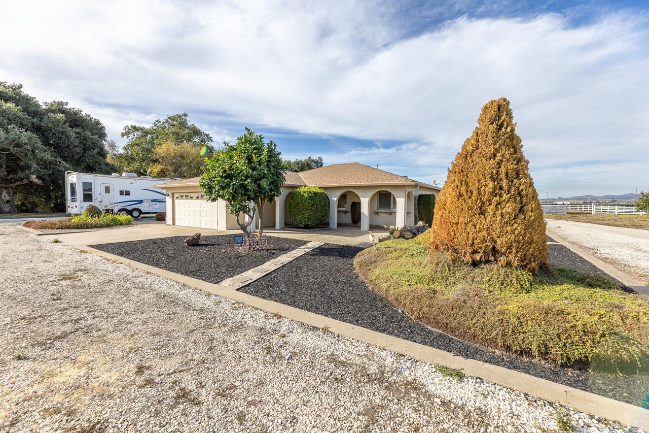 Detail Gallery Image 1 of 1 For 359 Natividad Rd, Salinas,  CA 93906 - 3 Beds | 2 Baths