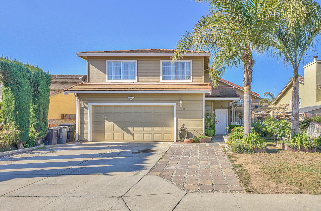 Detail Gallery Image 1 of 1 For 928 Cortina Way, Salinas,  CA 93905 - 4 Beds | 2/1 Baths