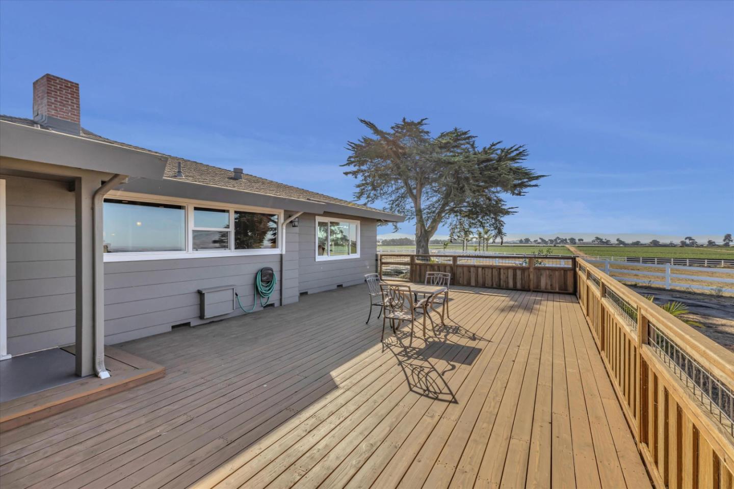 Detail Gallery Image 41 of 62 For 268 Giberson Rd, Moss Landing,  CA 95039 - 5 Beds | 4 Baths