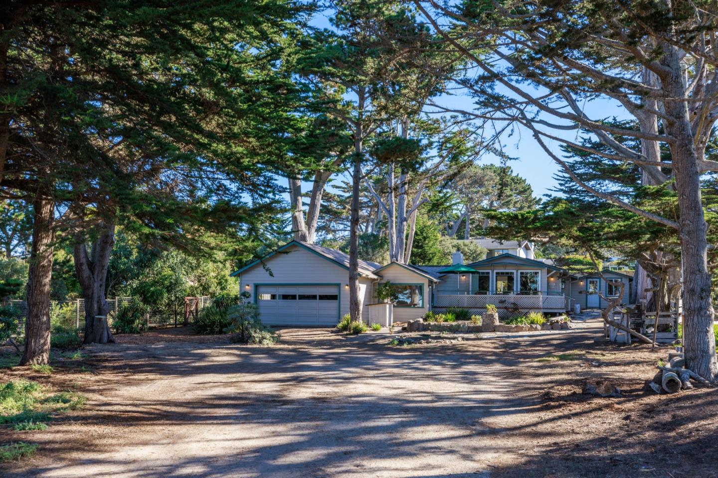 Detail Gallery Image 1 of 1 For 229 Asilomar Blvd, Pacific Grove,  CA 93950 - 3 Beds | 3 Baths