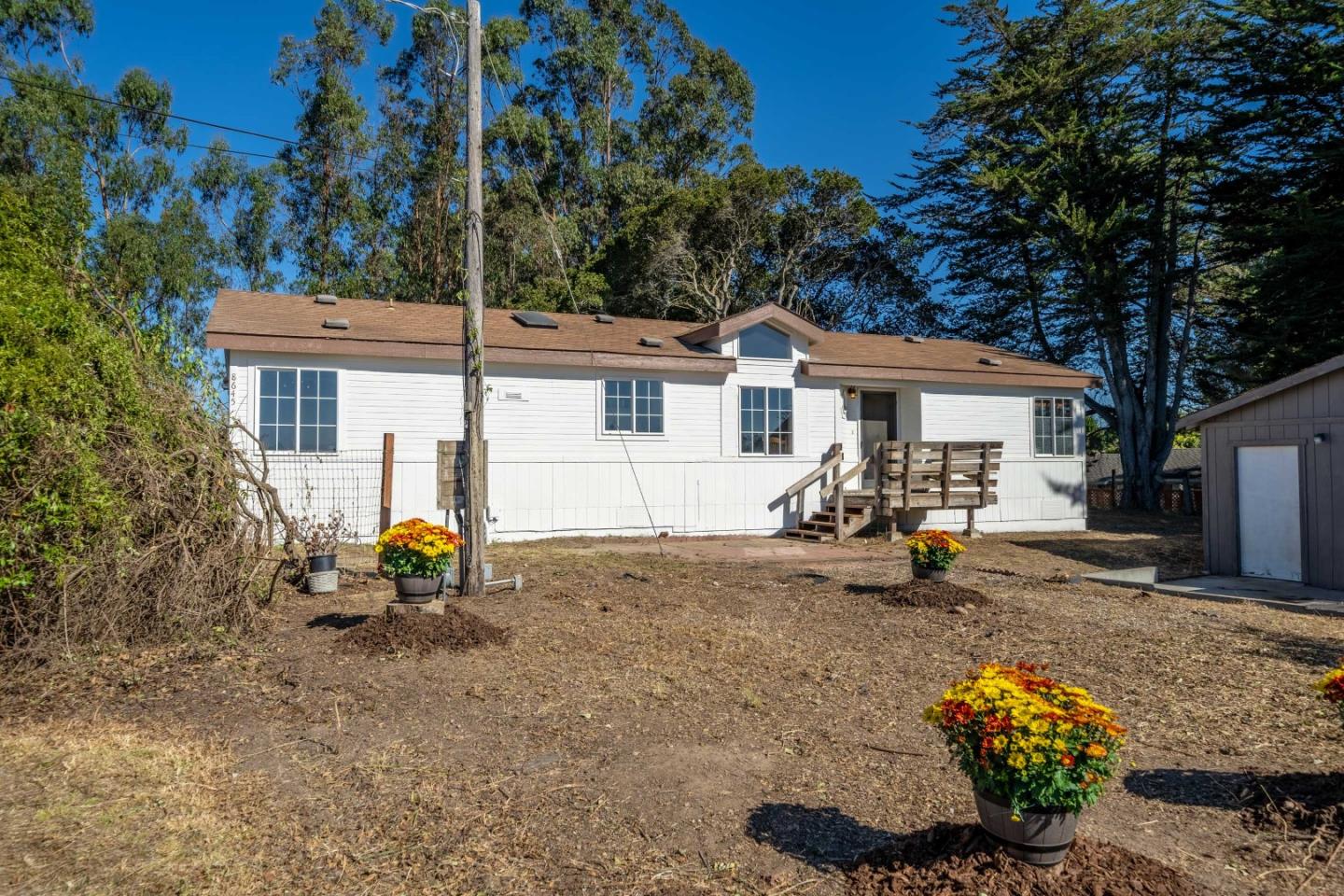 Detail Gallery Image 1 of 1 For 8645 Archer Rd, Salinas,  CA 93907 - 3 Beds | 2 Baths