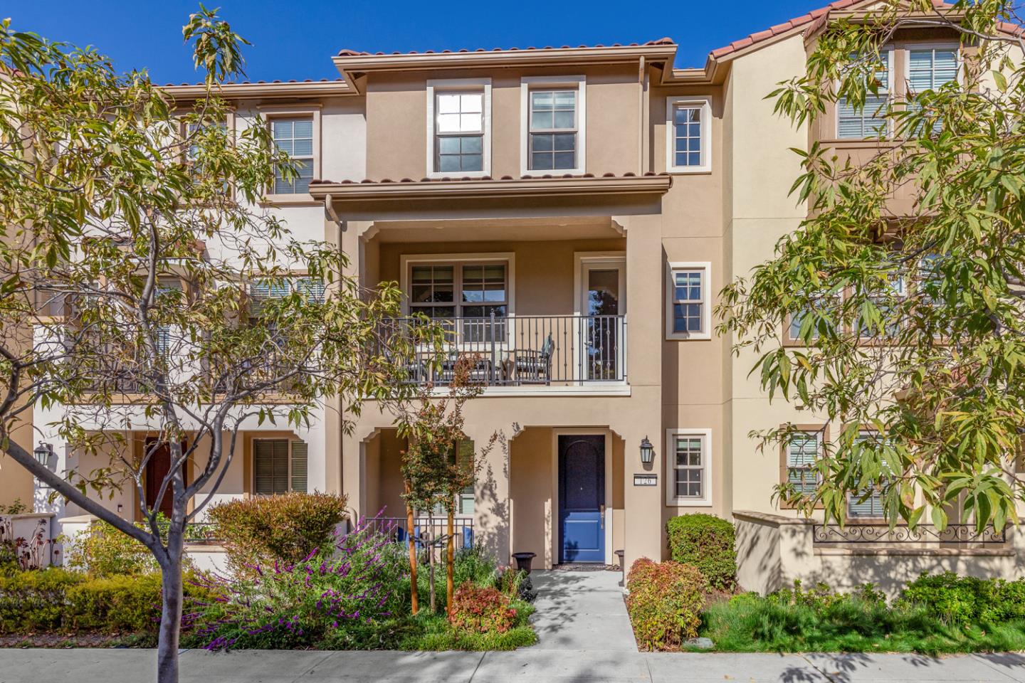 Detail Gallery Image 1 of 1 For 126 Minaret Ave, Mountain View,  CA 94043 - 4 Beds | 3/1 Baths